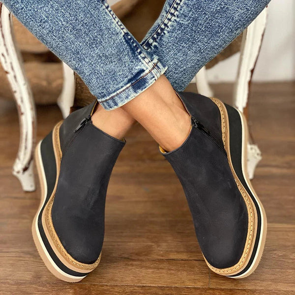 Mila - Casual Everyday Wedge