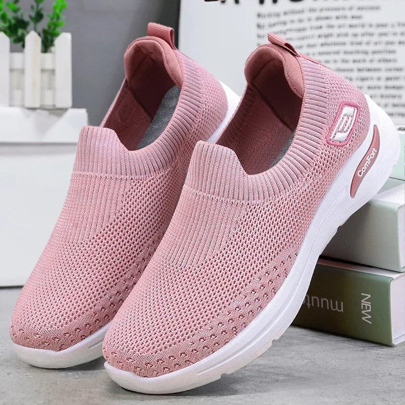 Kaya - Lightweight Relaxed Sneakers